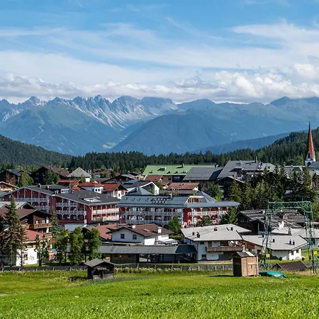 兰德海大公寓 *